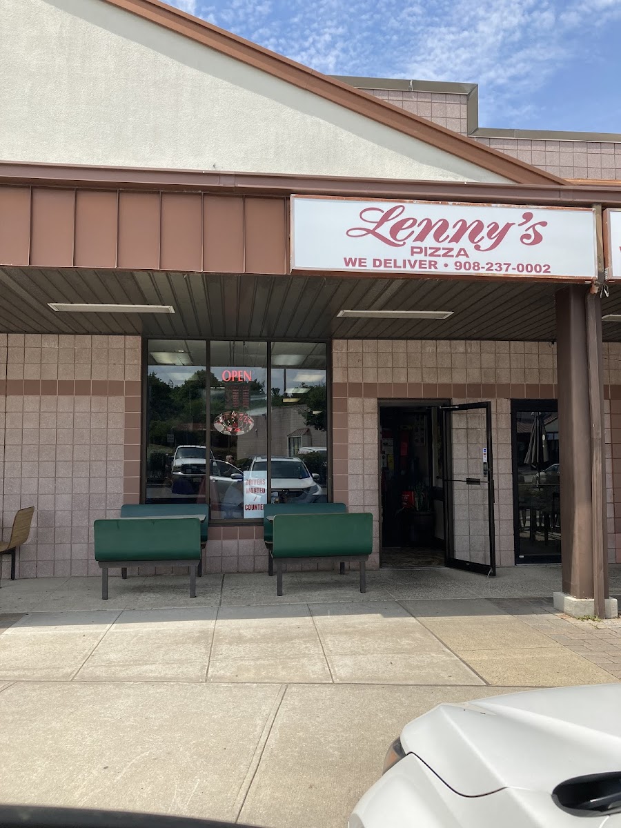 Lenny's Pizza